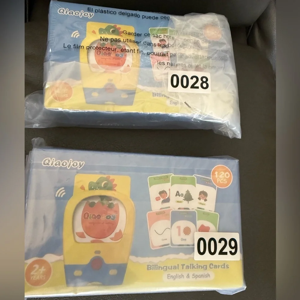 Bilingual‎ toddler talking Learning Cards  NIB, Ships next day .